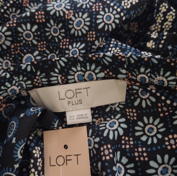 Loft Patchwork Back Peplum Blouse 22W - Picture 6 of 7